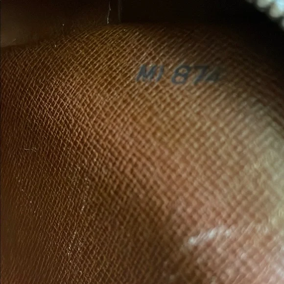 Louis Vuitton Vintage Jeune Fille Monogram Crossbody - Picture 9 of 11